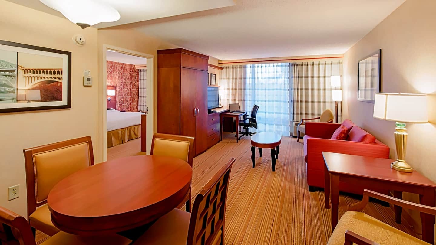 Courtyard by Marriott Canton