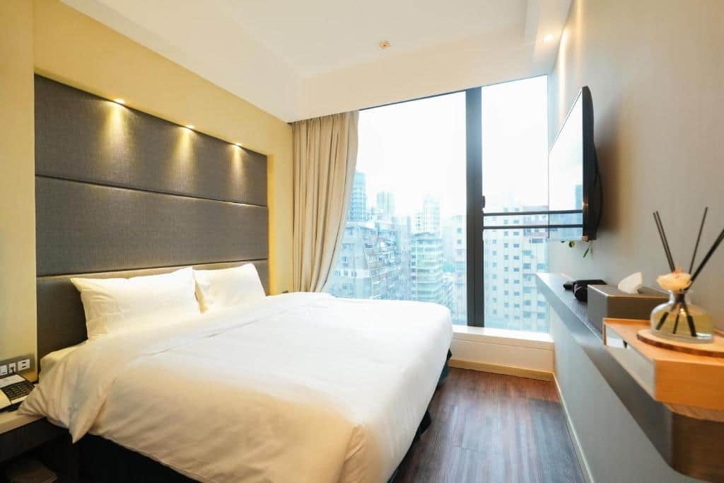 盛世酒店 (Epoch Hotel)