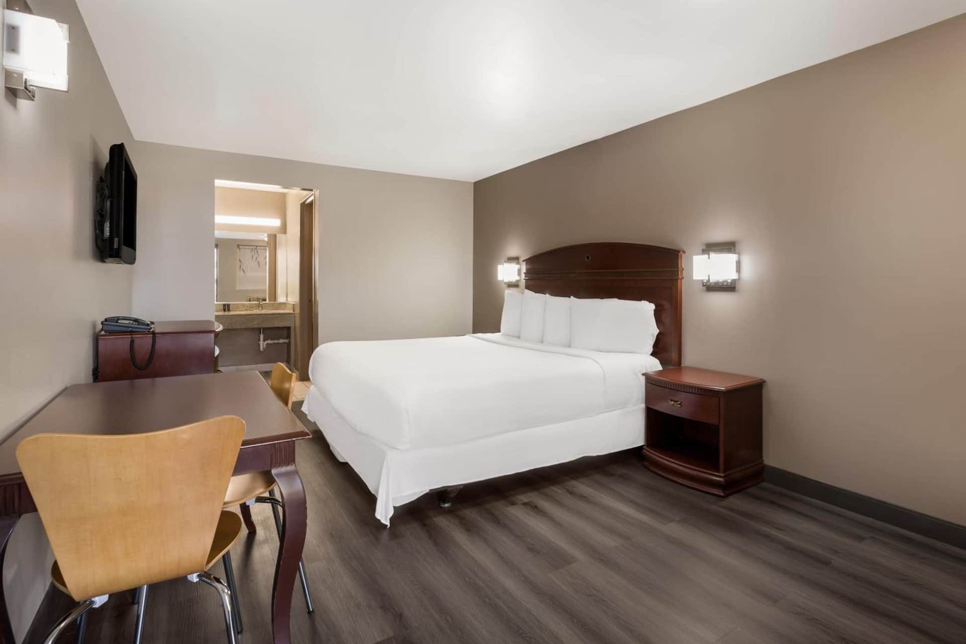 Red Carpet inn Edison