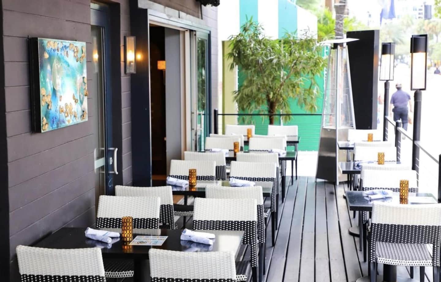 Riverside Hotel