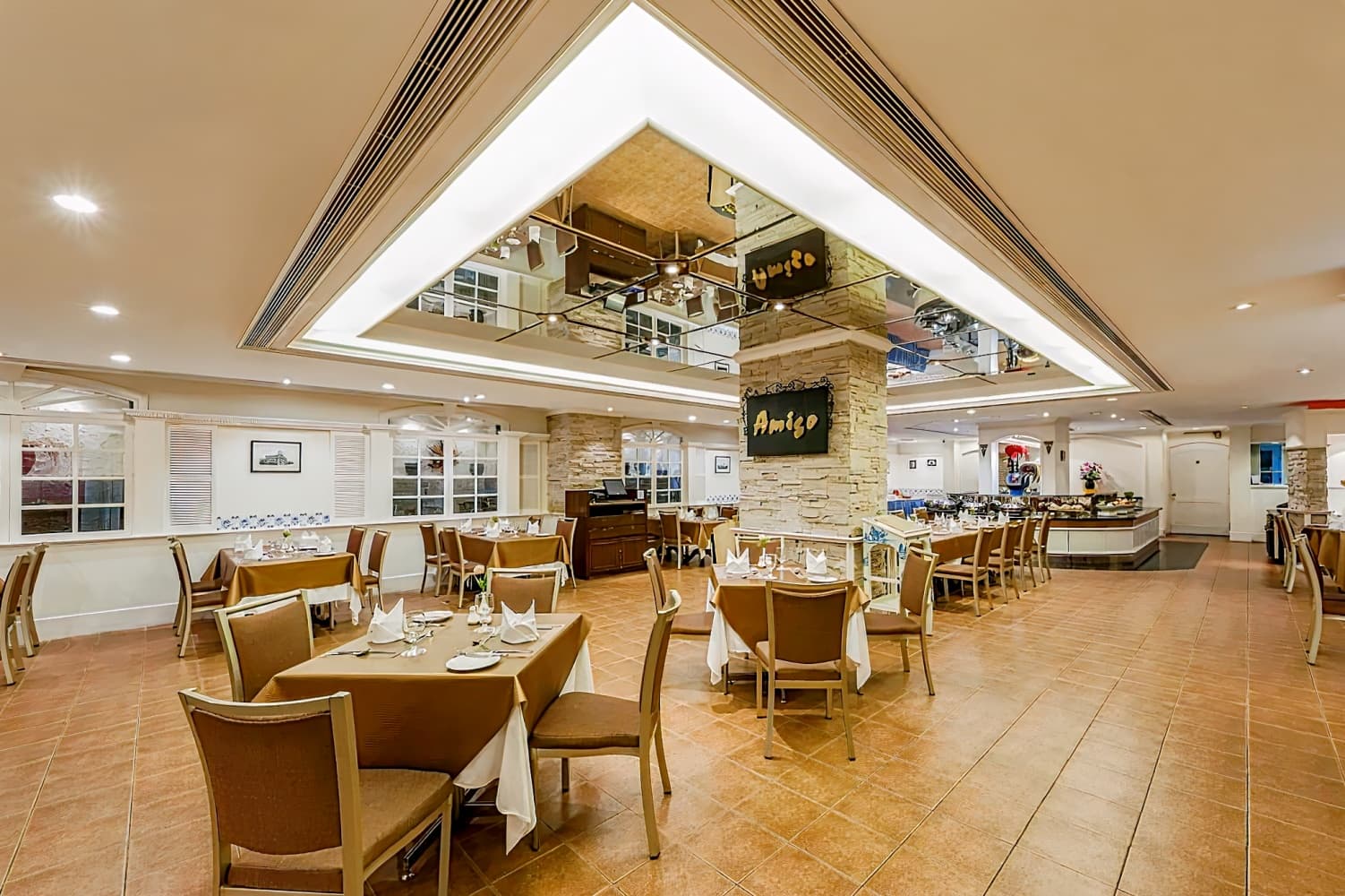 濠璟酒店(澳門) Riviera Hotel Macau