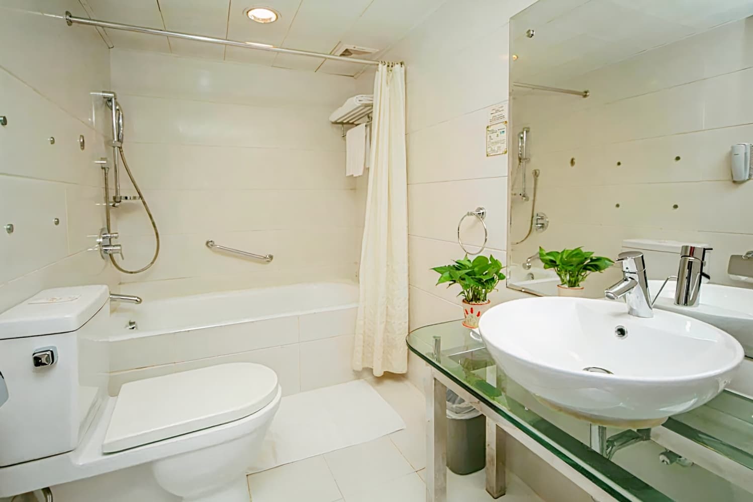 富豪酒店(澳門) Hotel Beverly Plaza