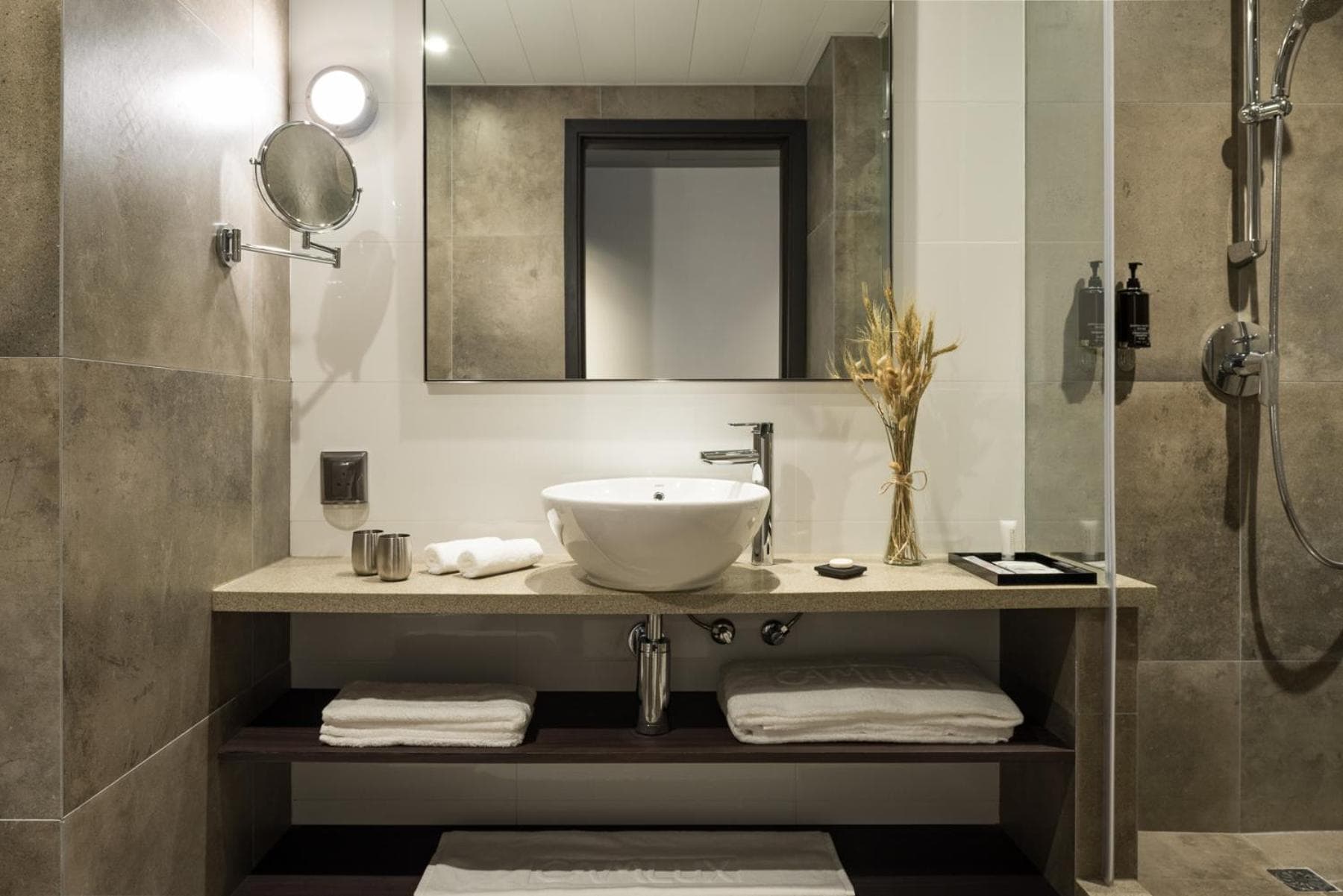 君立酒店 ( Camlux Hotel )