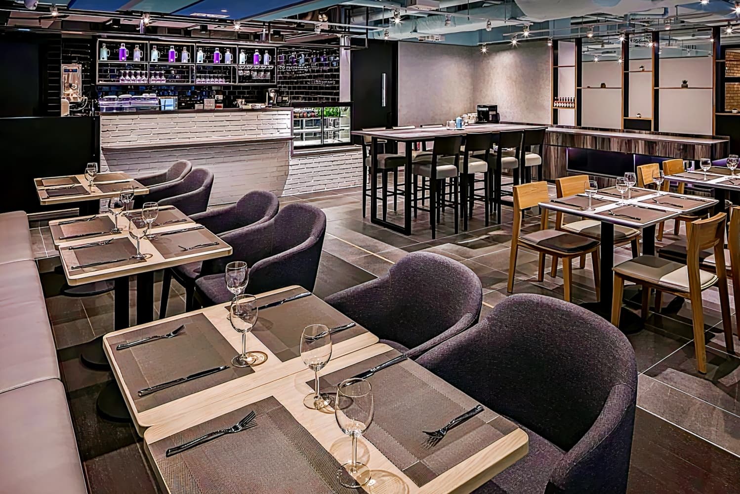 君立酒店 ( Camlux Hotel )