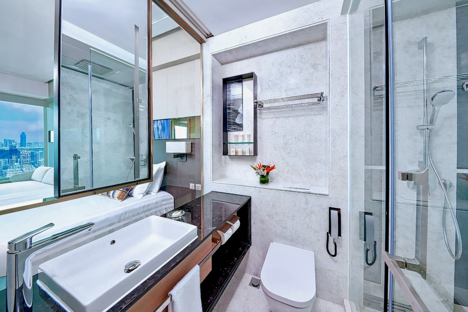 九龍海逸君綽酒店