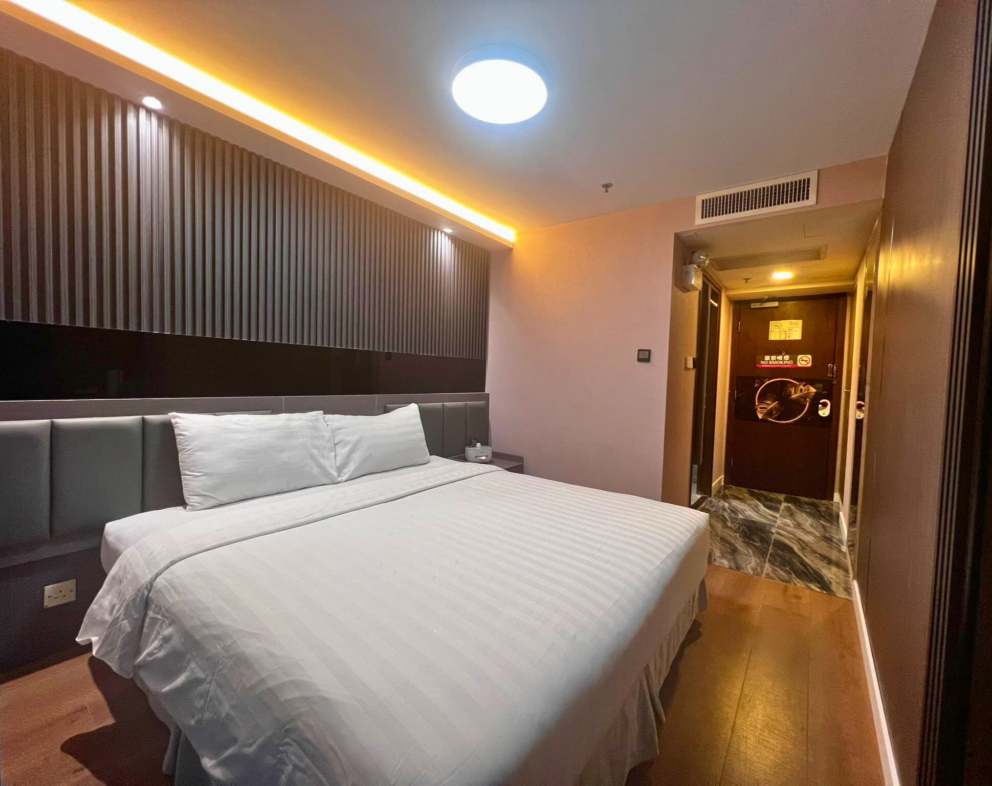 香港軒尼斯酒店 ( Hennessy Hotel )