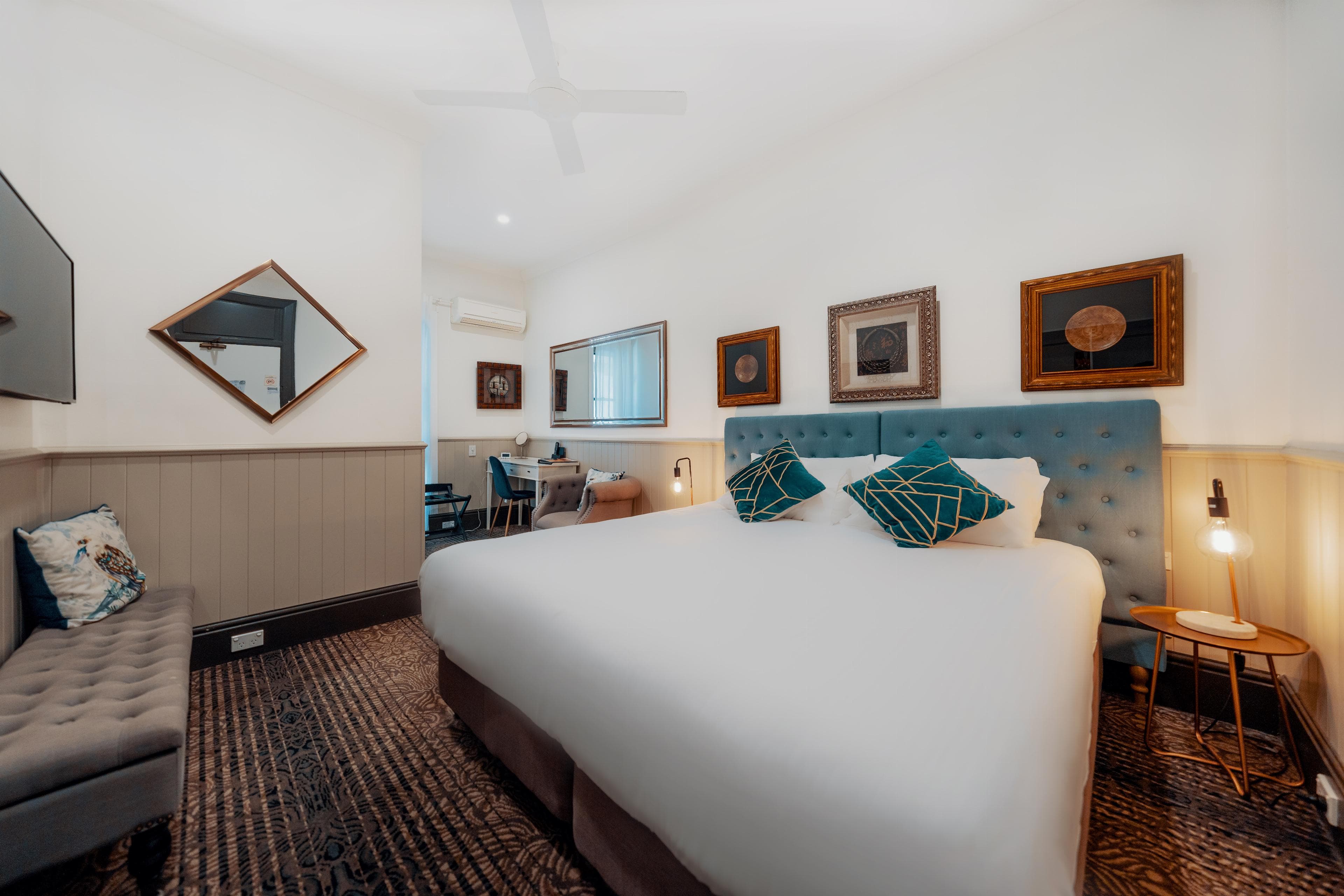 Cremorne Point Manor