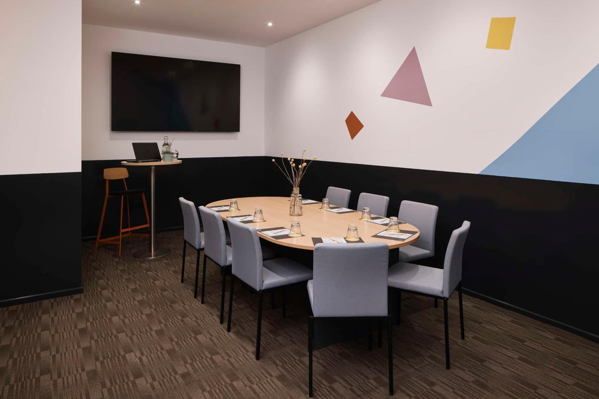 Atura Dandenong