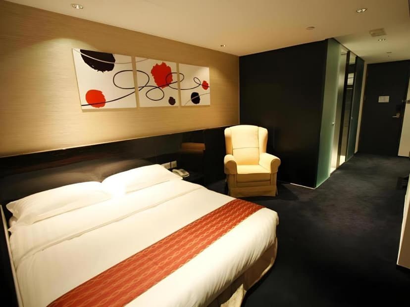 逸林酒店 ( Noble Park Hotel managed by New Wisdom Management Ltd )