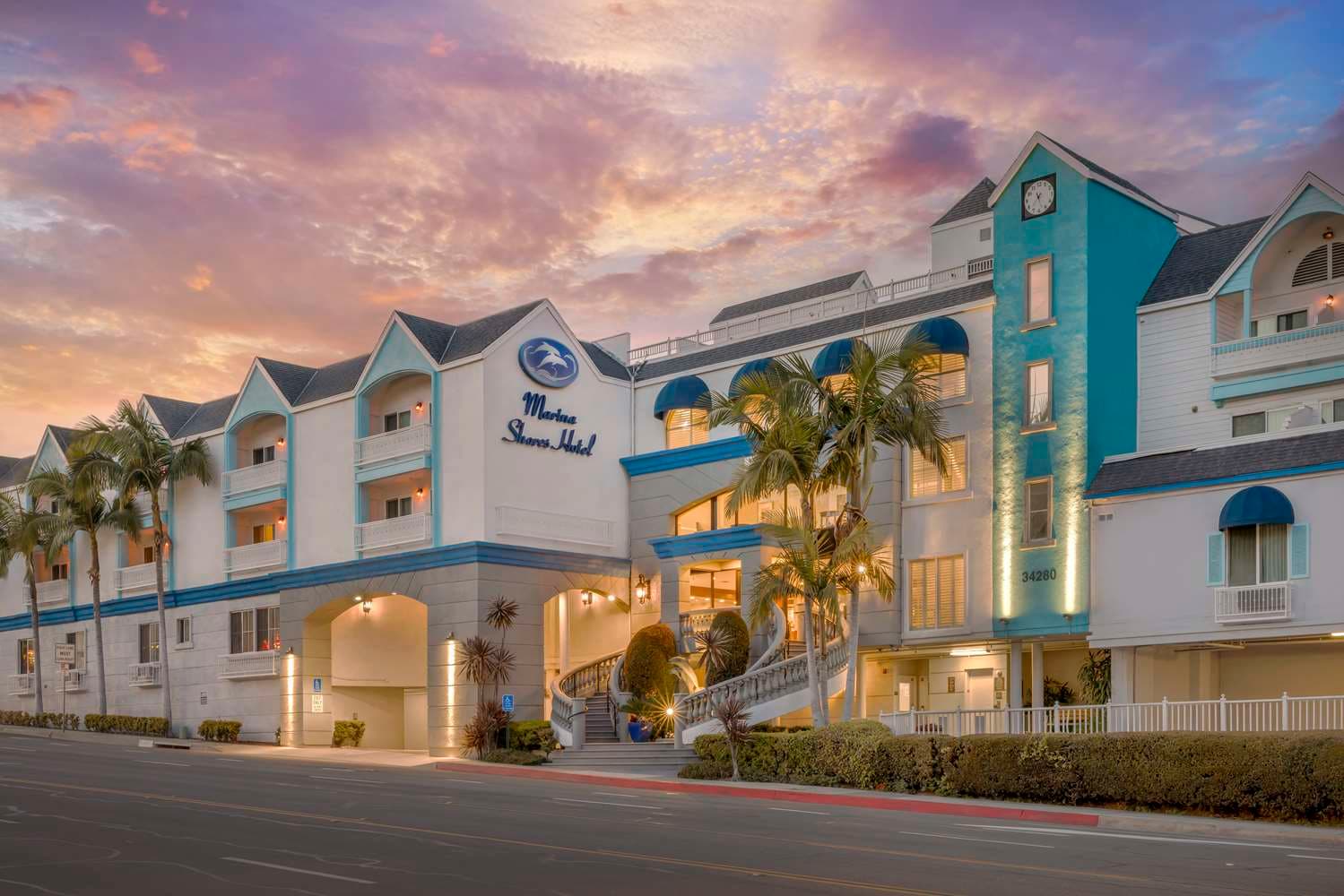 Best Western Plus Marina Shores Hotel