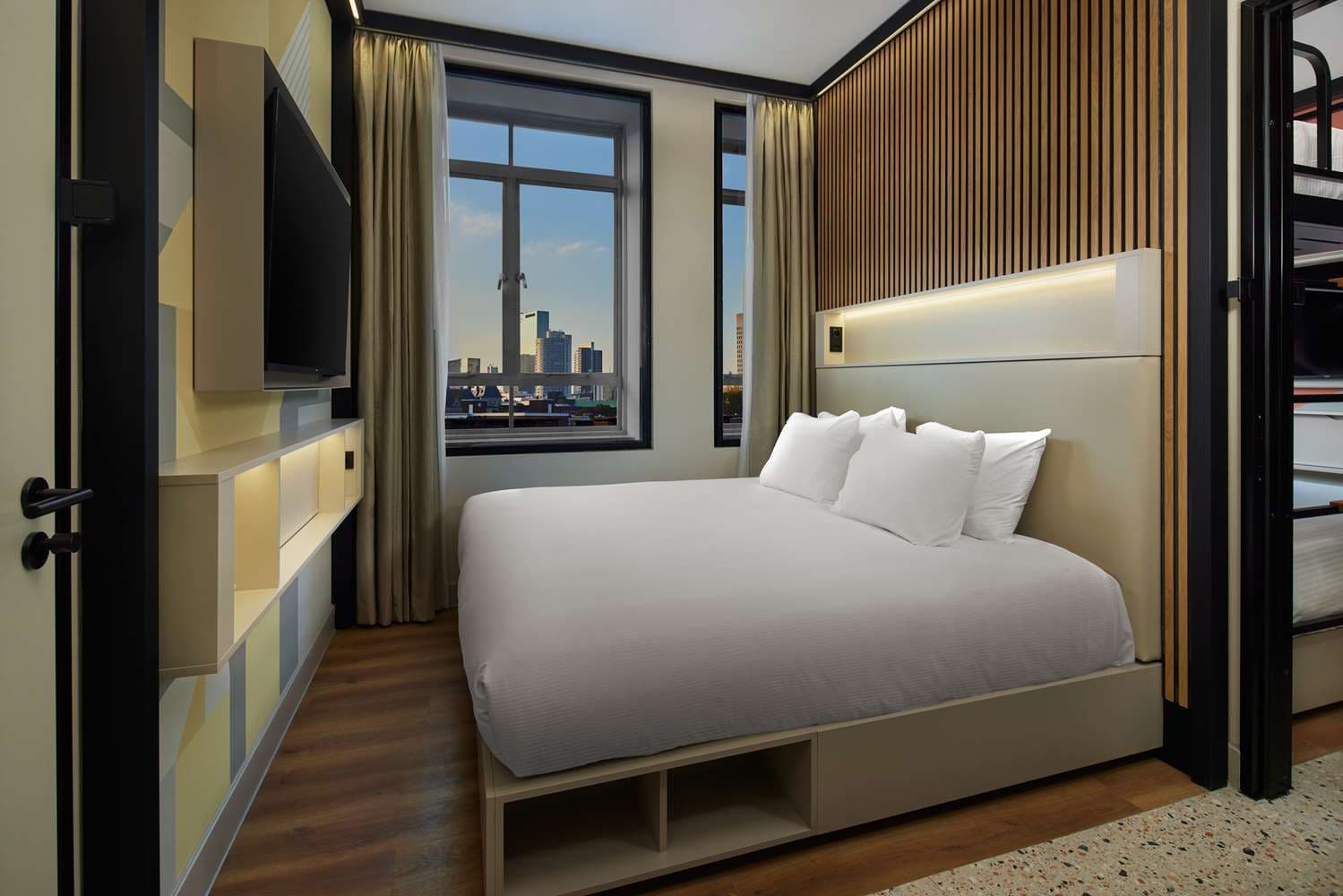 Motto by Hilton Rotterdam City Centre