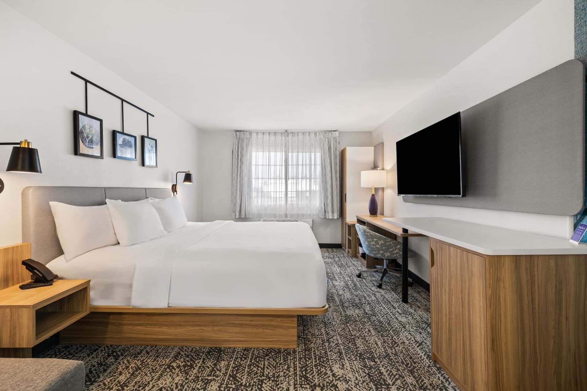 Sleep Inn & Suites Verona