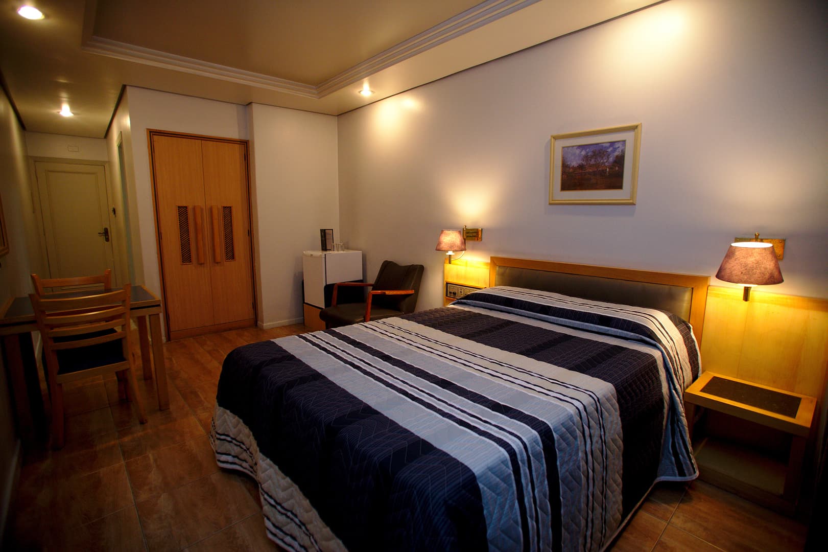 Hotel Columbia