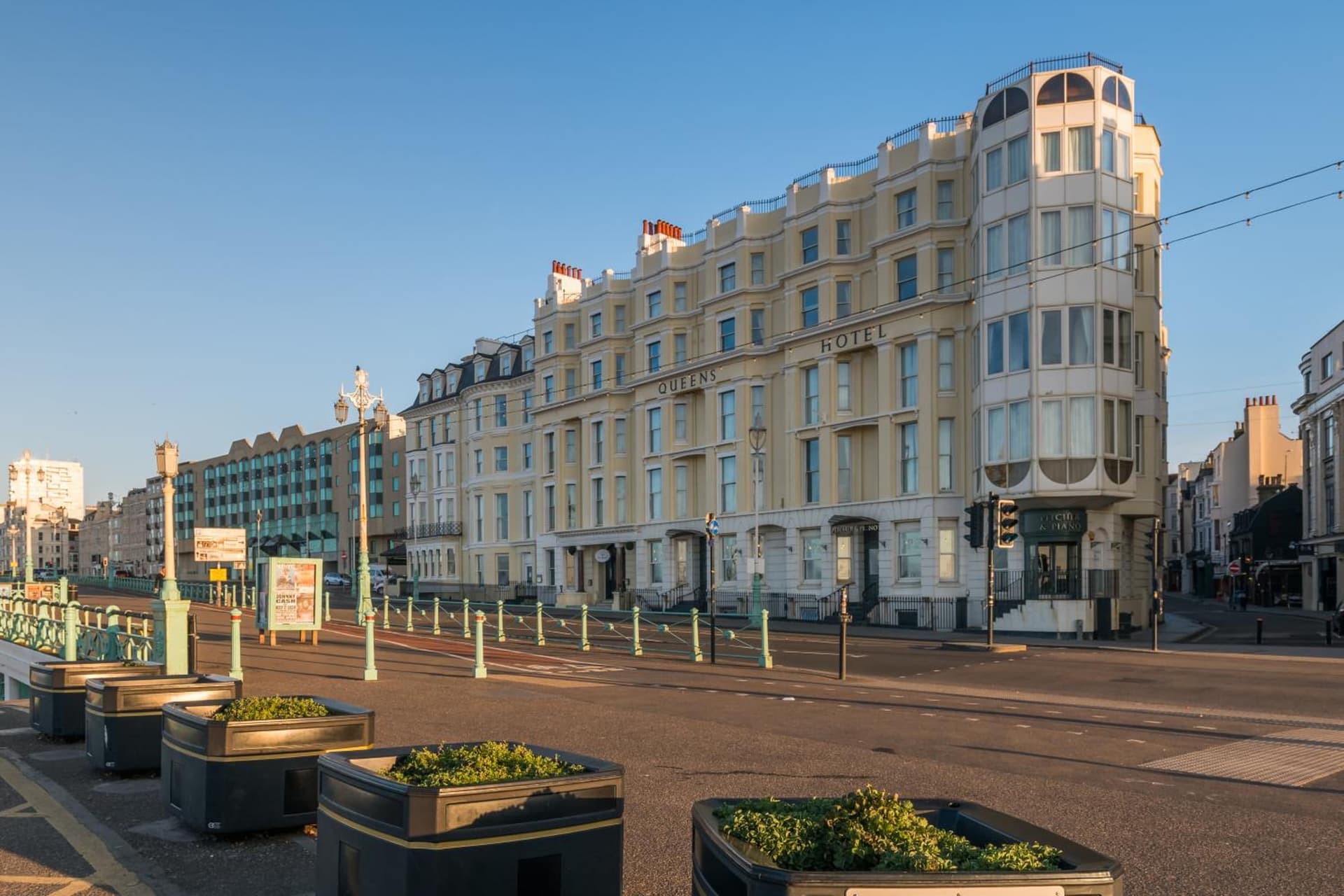 Queens Hotel & Spa
