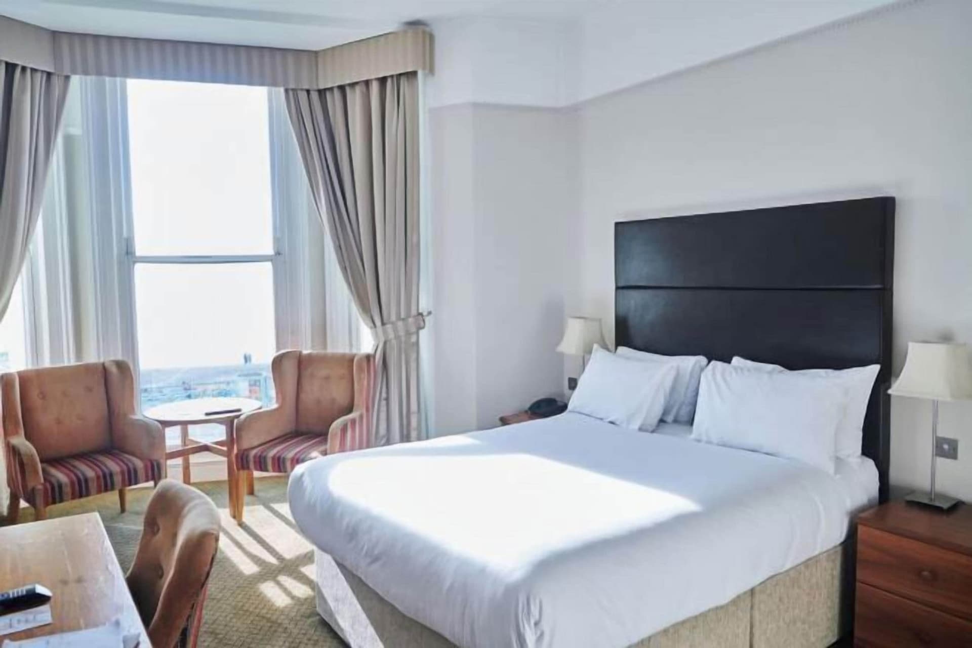 Queens Hotel & Spa