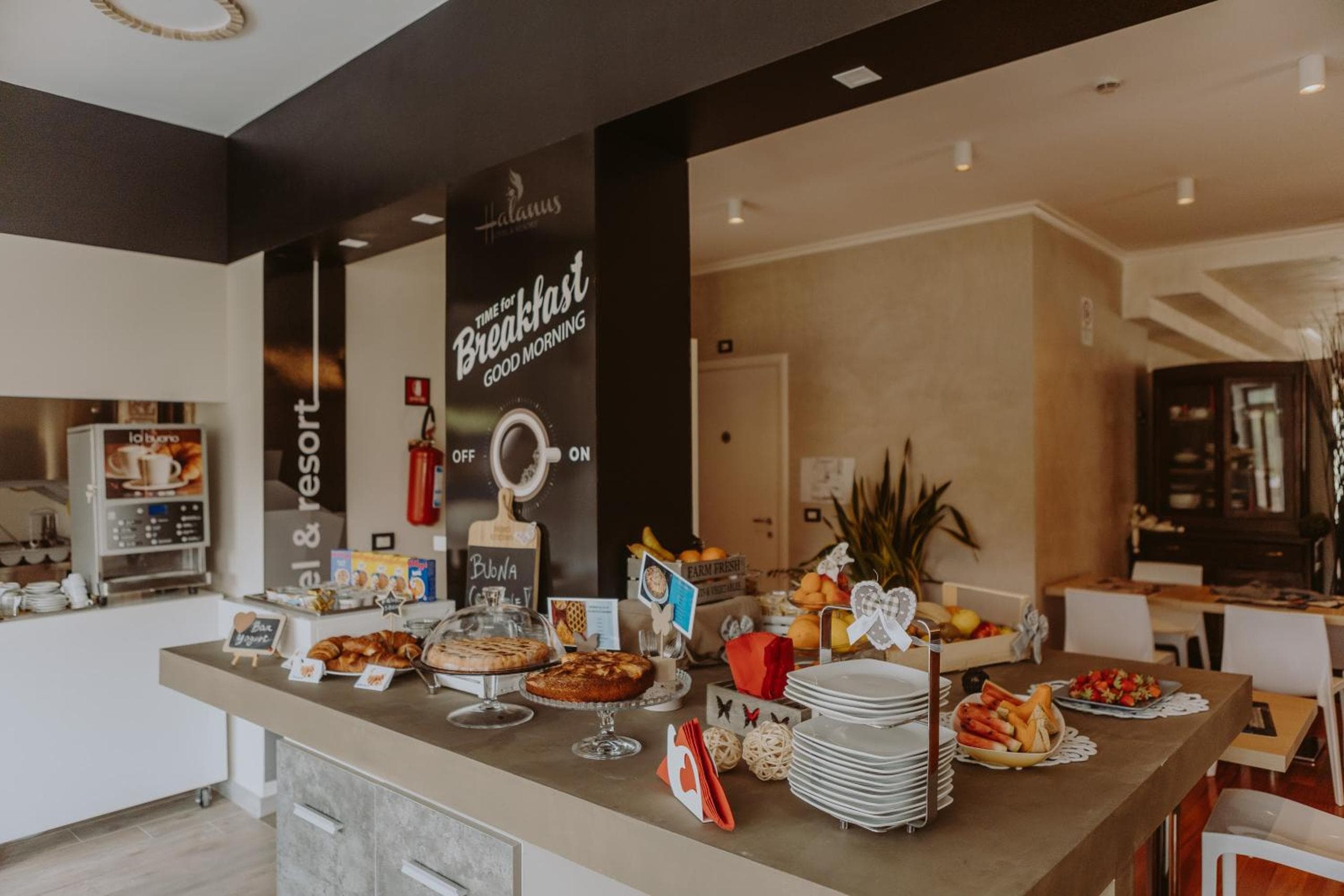 Halanus Hotel And Resort