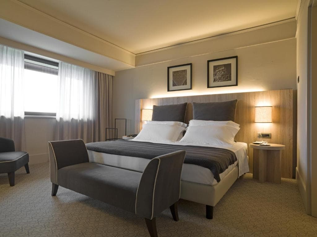 A.Roma Lifestyle Hotel