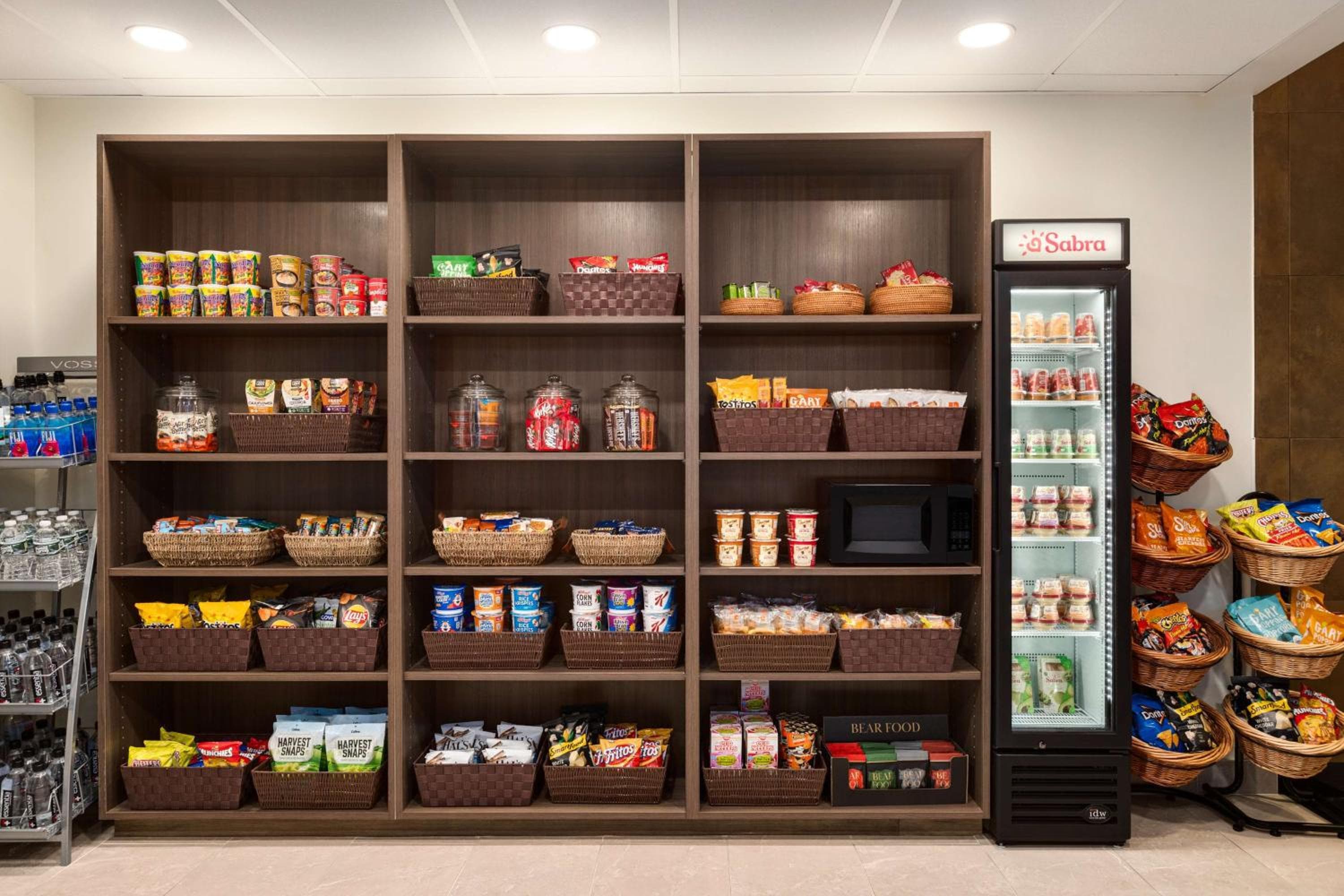 DoubleTree by Hilton New York LaGuardia