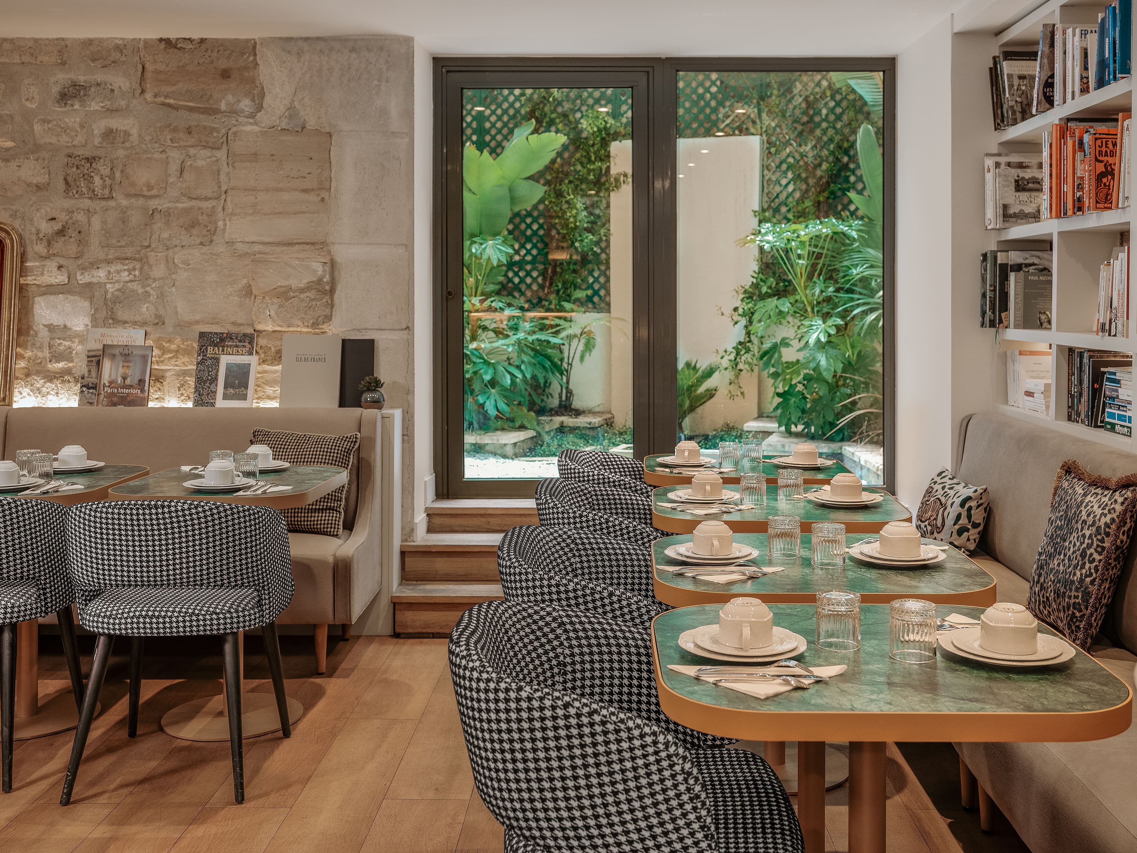 Hôtel Zélie Champs-Elysées