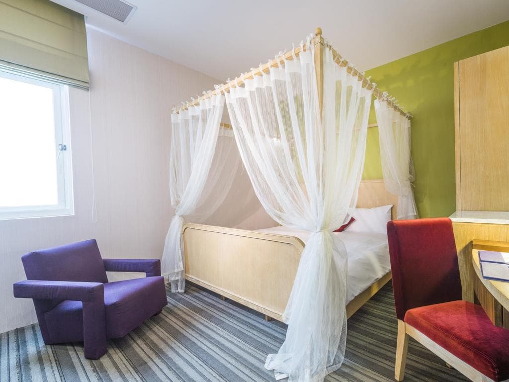 旗津道沙灘酒店