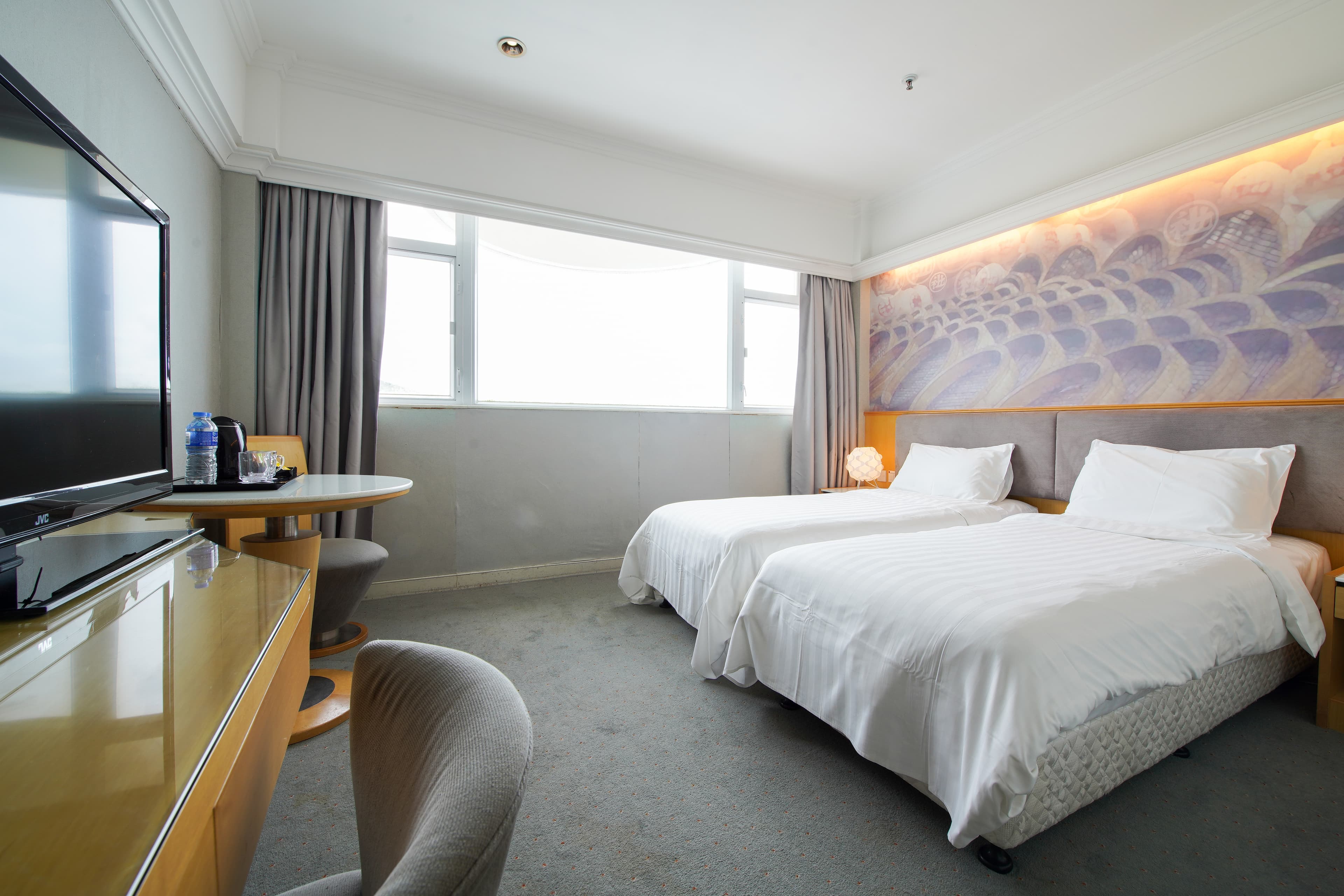 長洲華威酒店 ( Warwick Hotel )