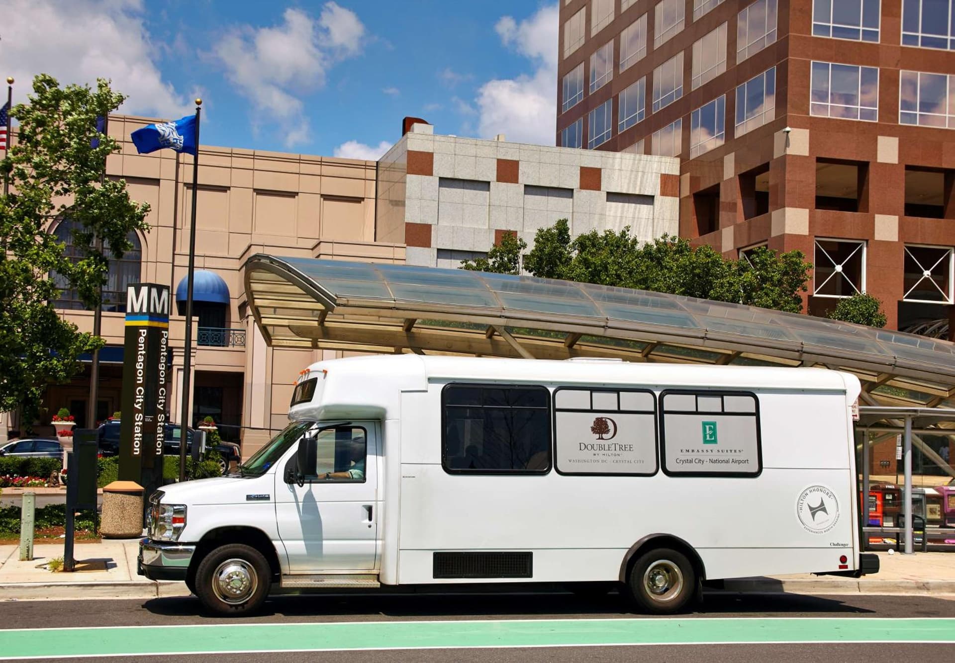 DoubleTree by Hilton Washington DC - Crystal City