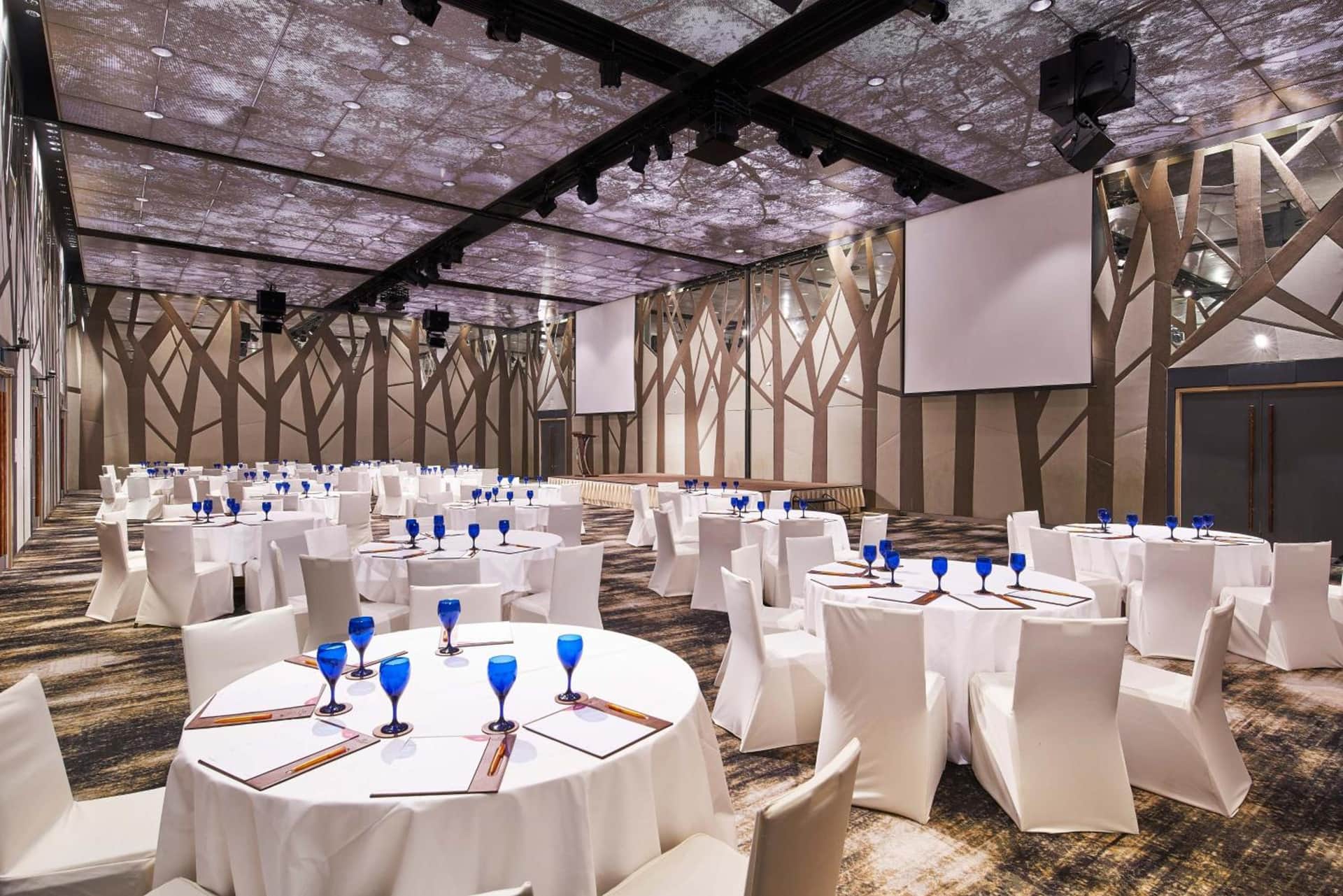 Crowne Plaza Changi Airport, an IHG Hotel