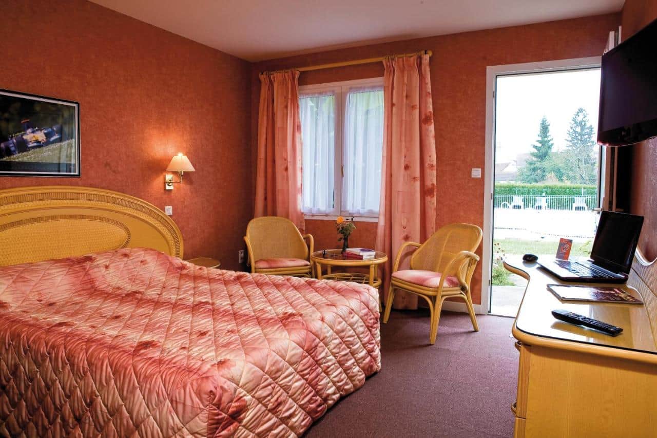 Logis Hôtel du Pont Neuf
