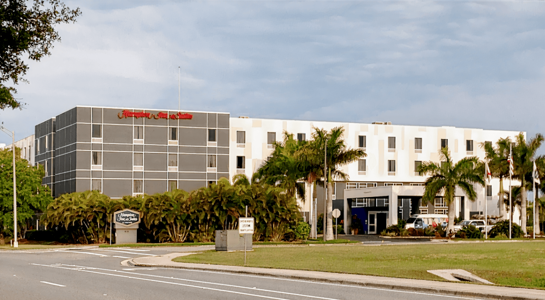 Hampton Inn & Suites Sarasota / Bradenton-Airport