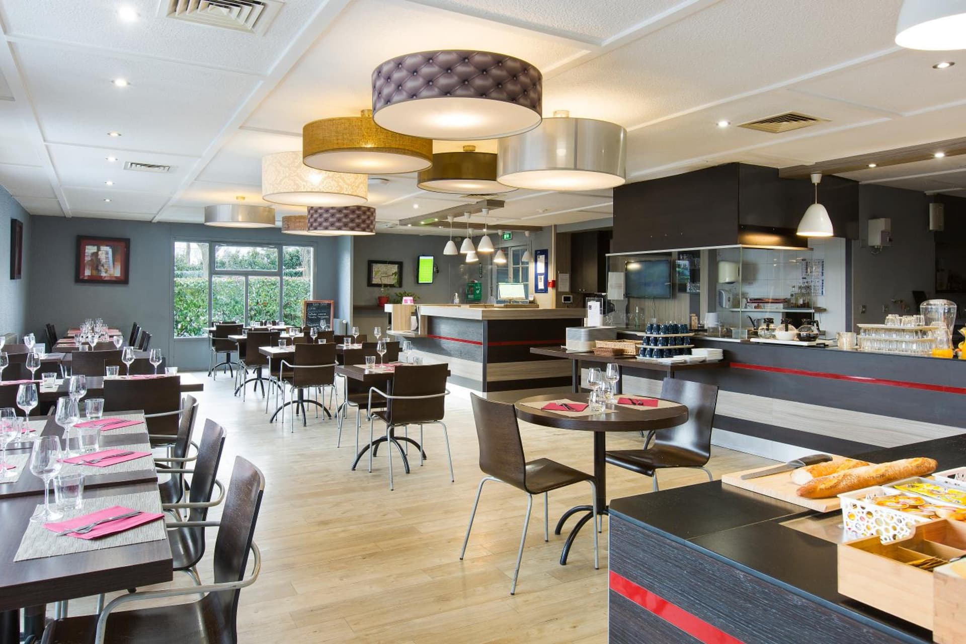 Comfort Hôtel RUNGIS-ORLY