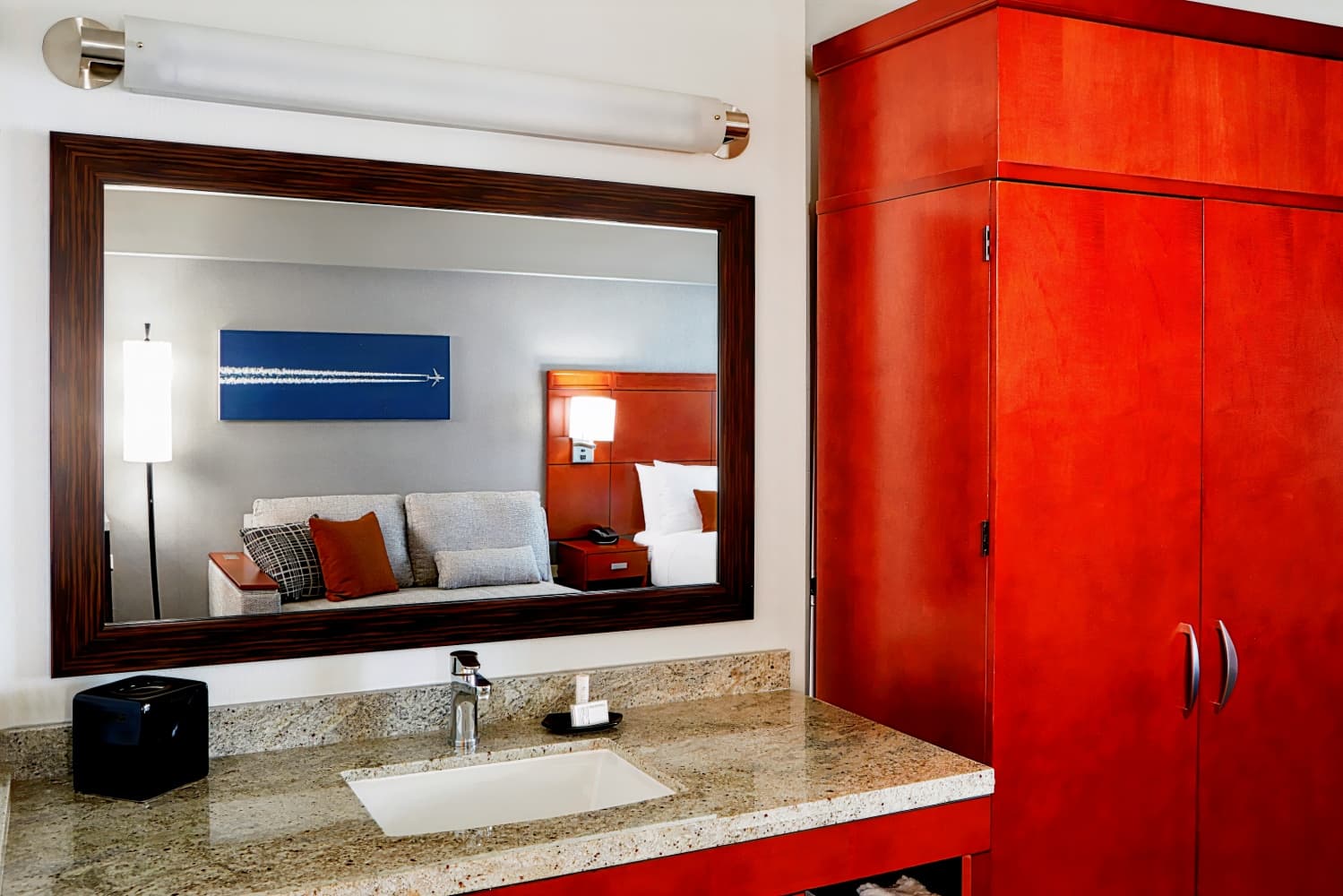 Courtyard by Marriott Los Angeles LAX/Century Boulevard