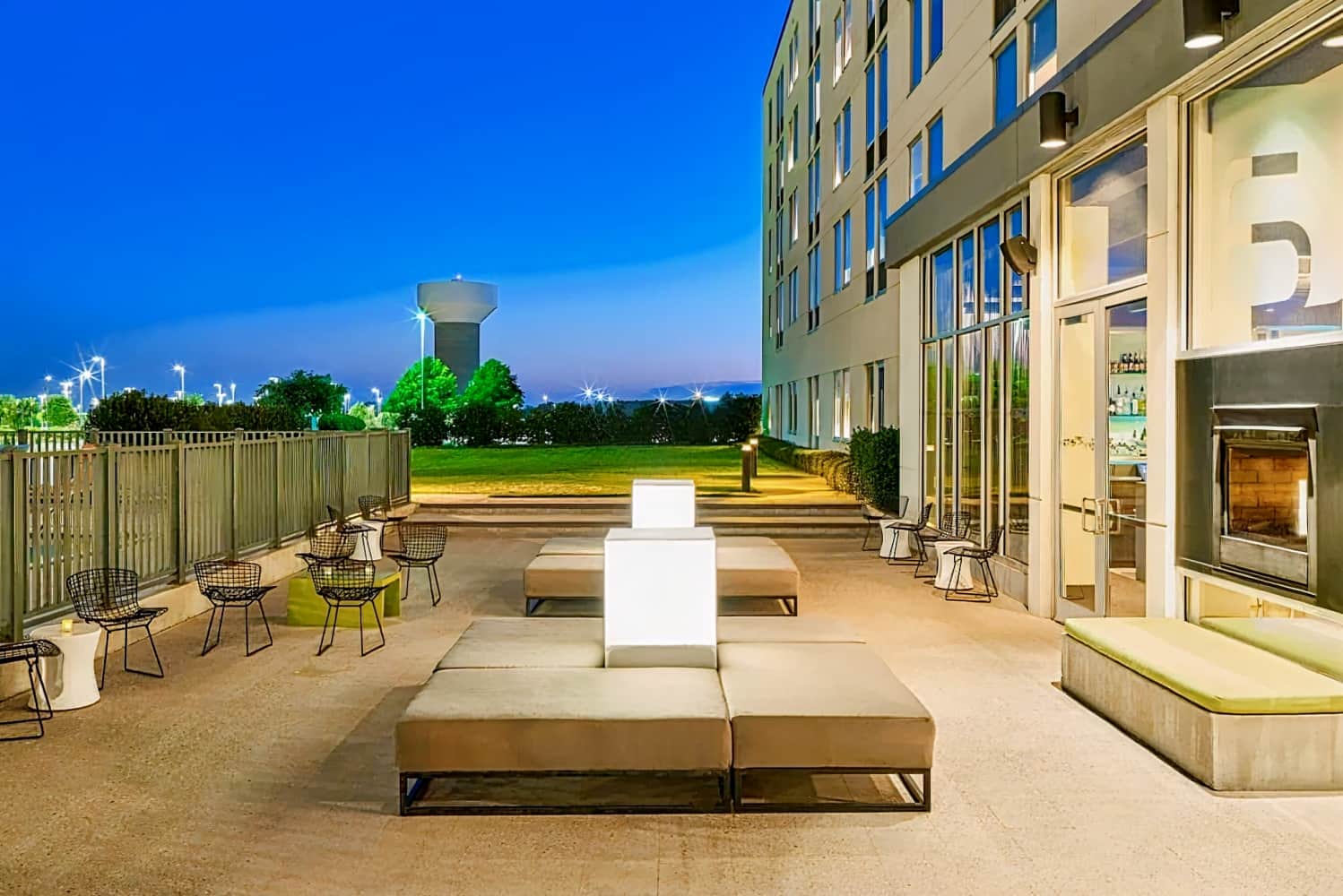 Aloft Plano