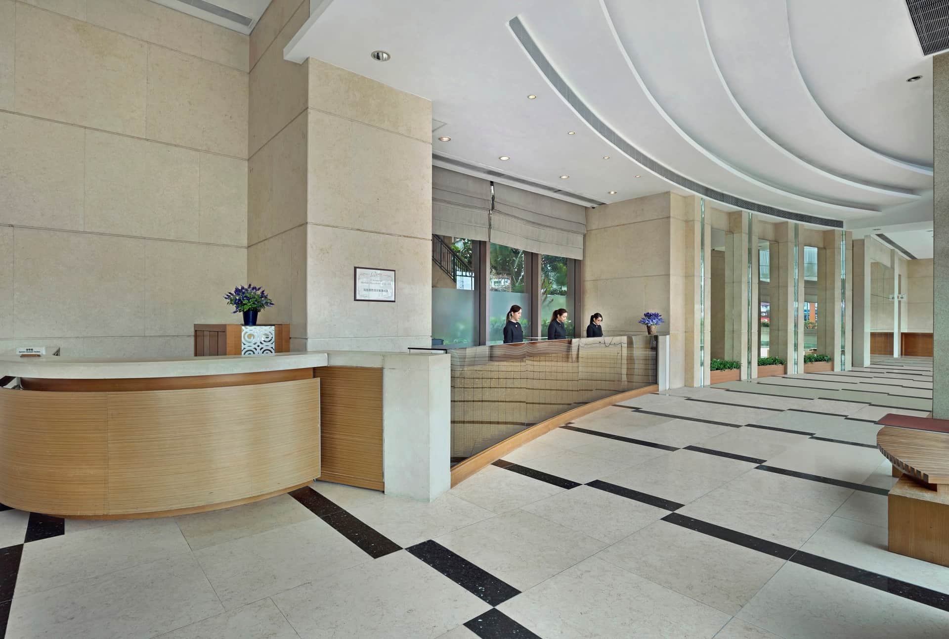 青逸酒店 ( Rambler Oasis Hotel )