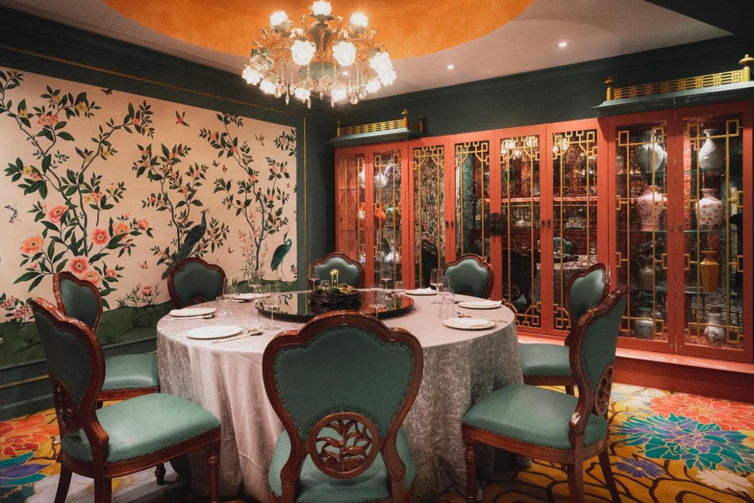 蘭桂坊酒店(九如坊) Lan Kwai Fong Hotel @ Kau U Fong