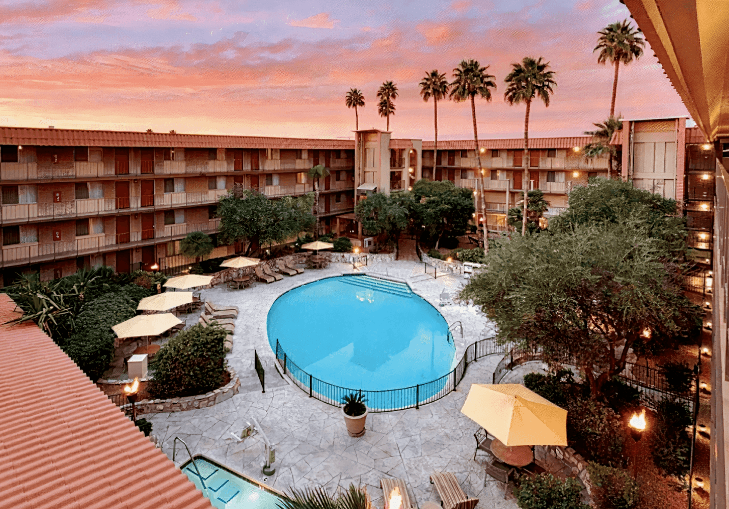 Embassy Suites by Hilton Phoenix Airport