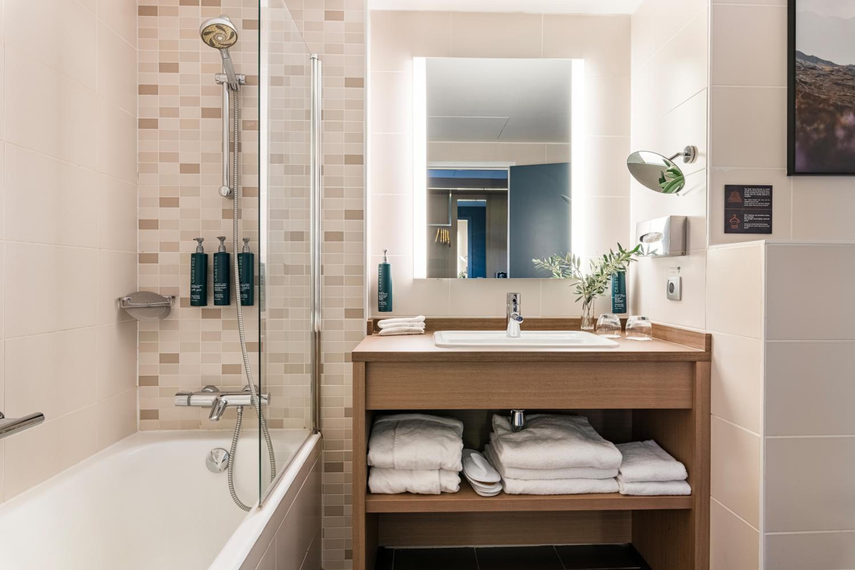 DoubleTree by Hilton Lyon Eurexpo & Spa