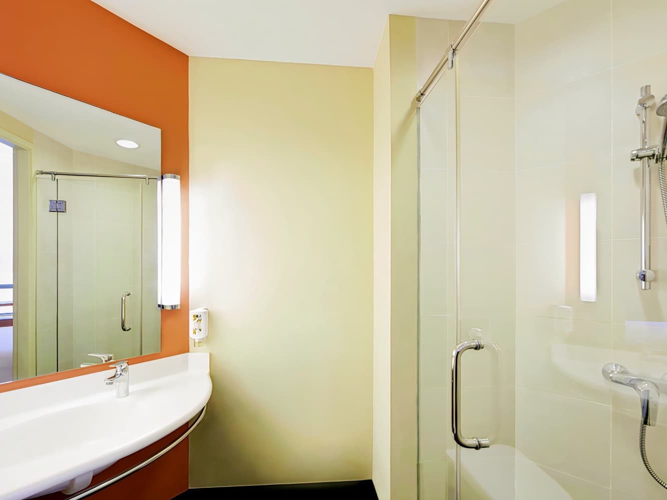 宜必思新加坡诺维娜酒店