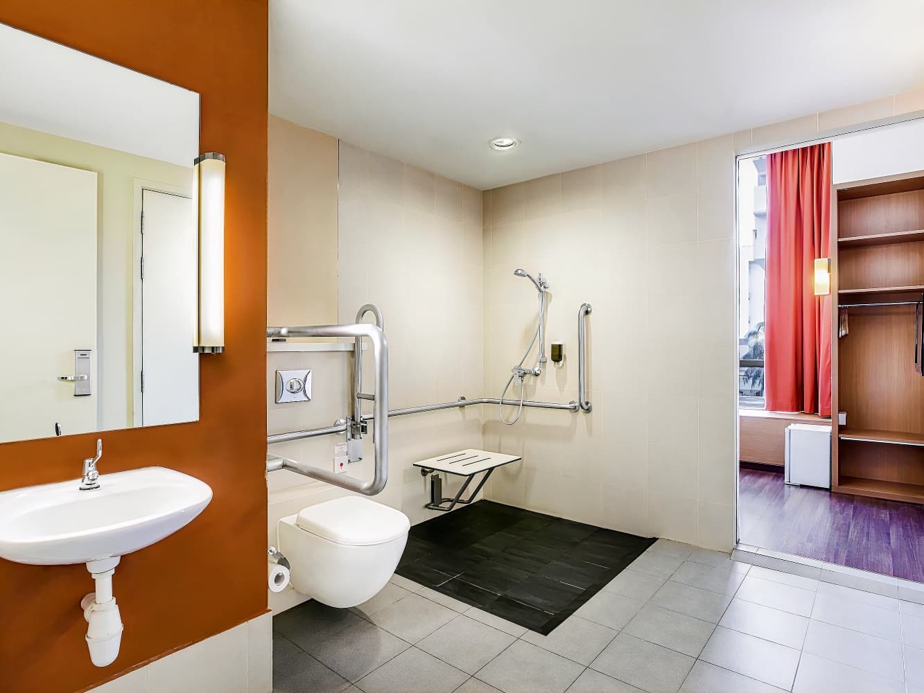 宜必思新加坡诺维娜酒店