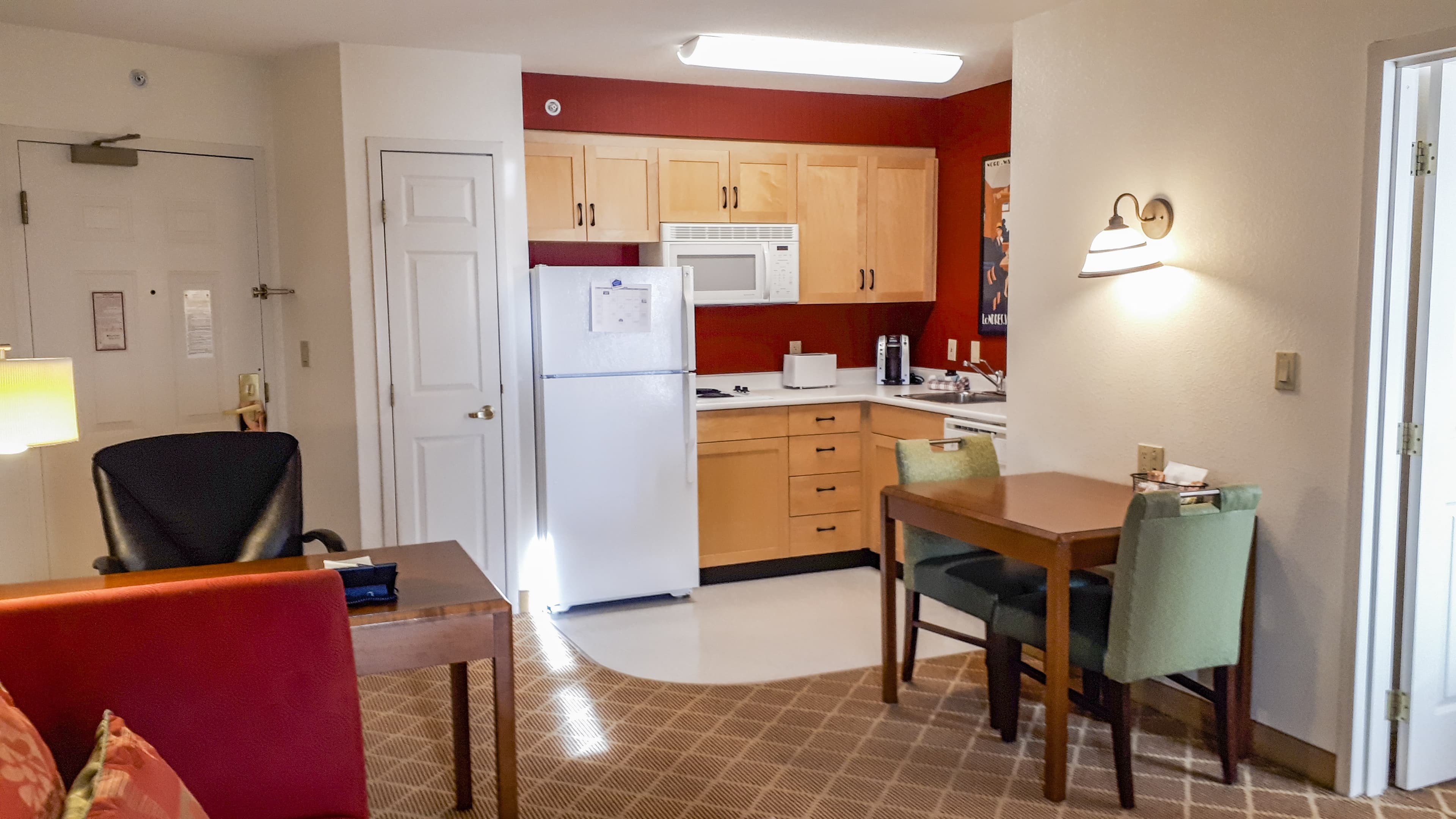 Lakeview Signature Inn Calgary Airport