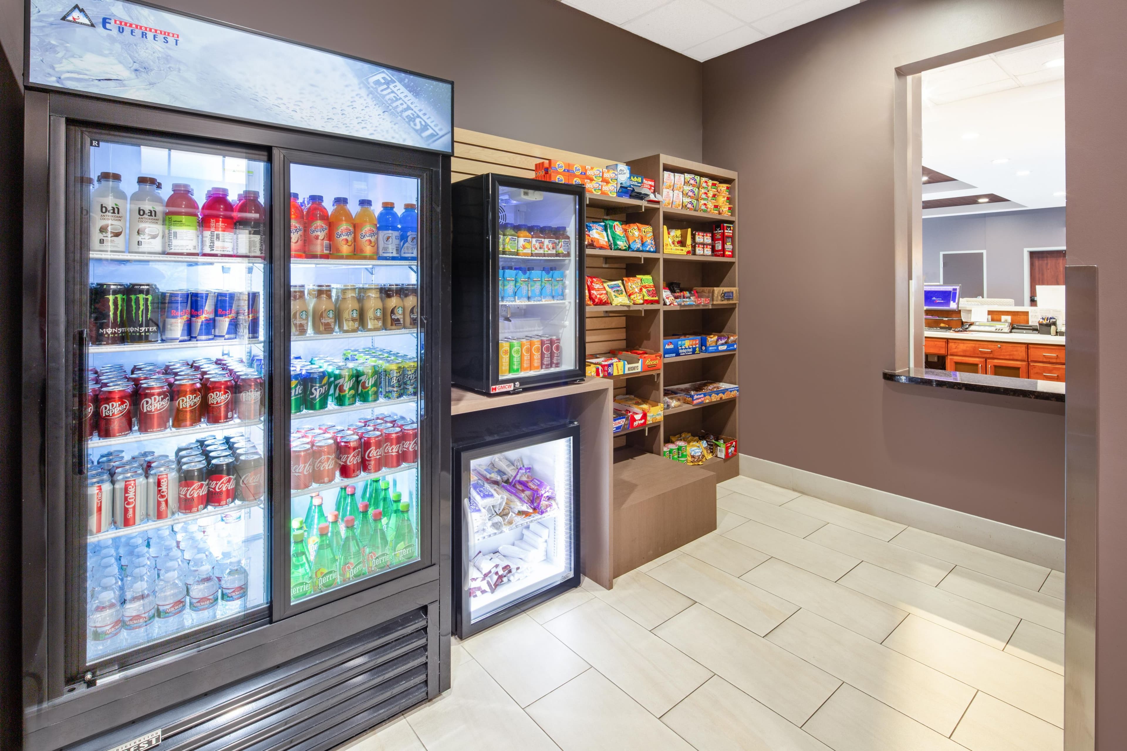 Holiday Inn Express & Suites Ontario Airport, an IHG Hotel