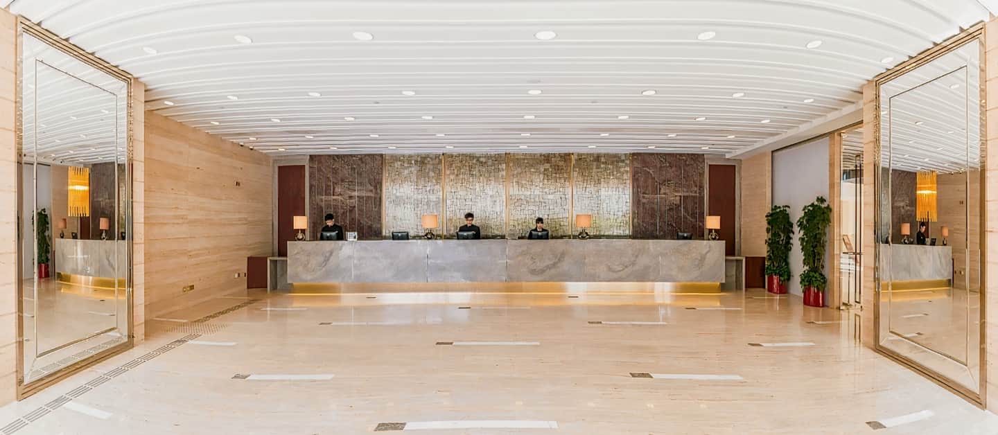 九龍海灣酒店 ( Kowloon Harbourfront Hotel )