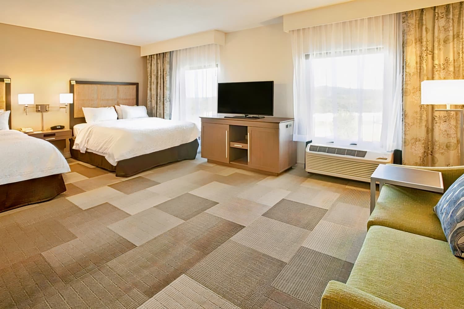 Hampton Inn & Suites Nashville-Smyrna