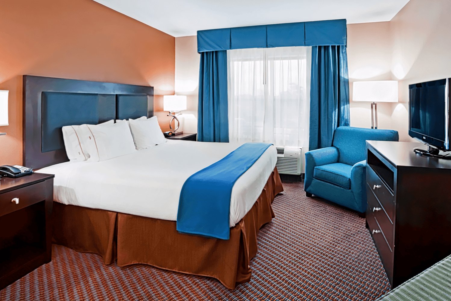 Holiday Inn Express & Suites Charleston - Mount Pleasant