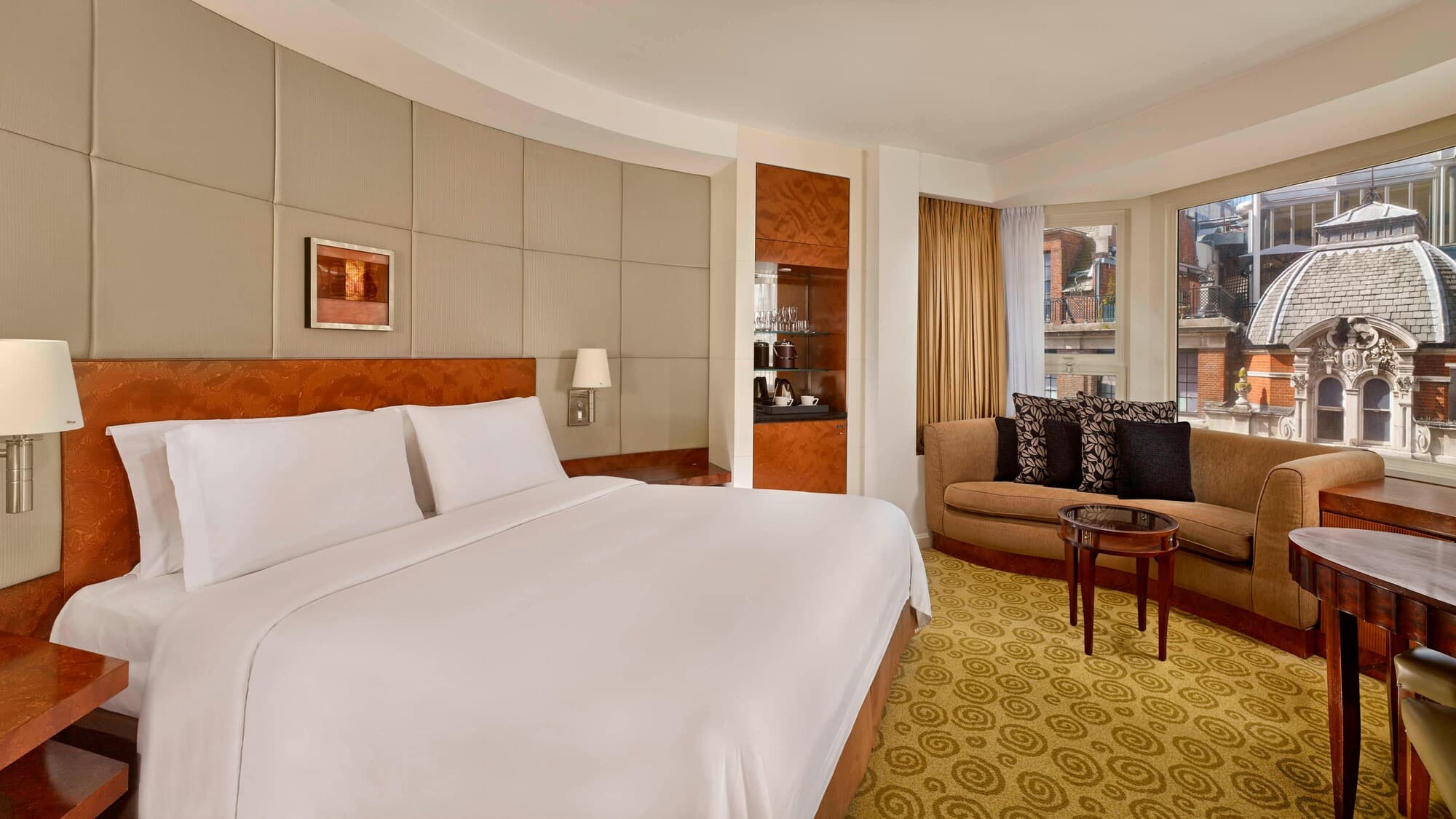 The Park Tower Knightsbridge, a Luxury Collection Hotel, London