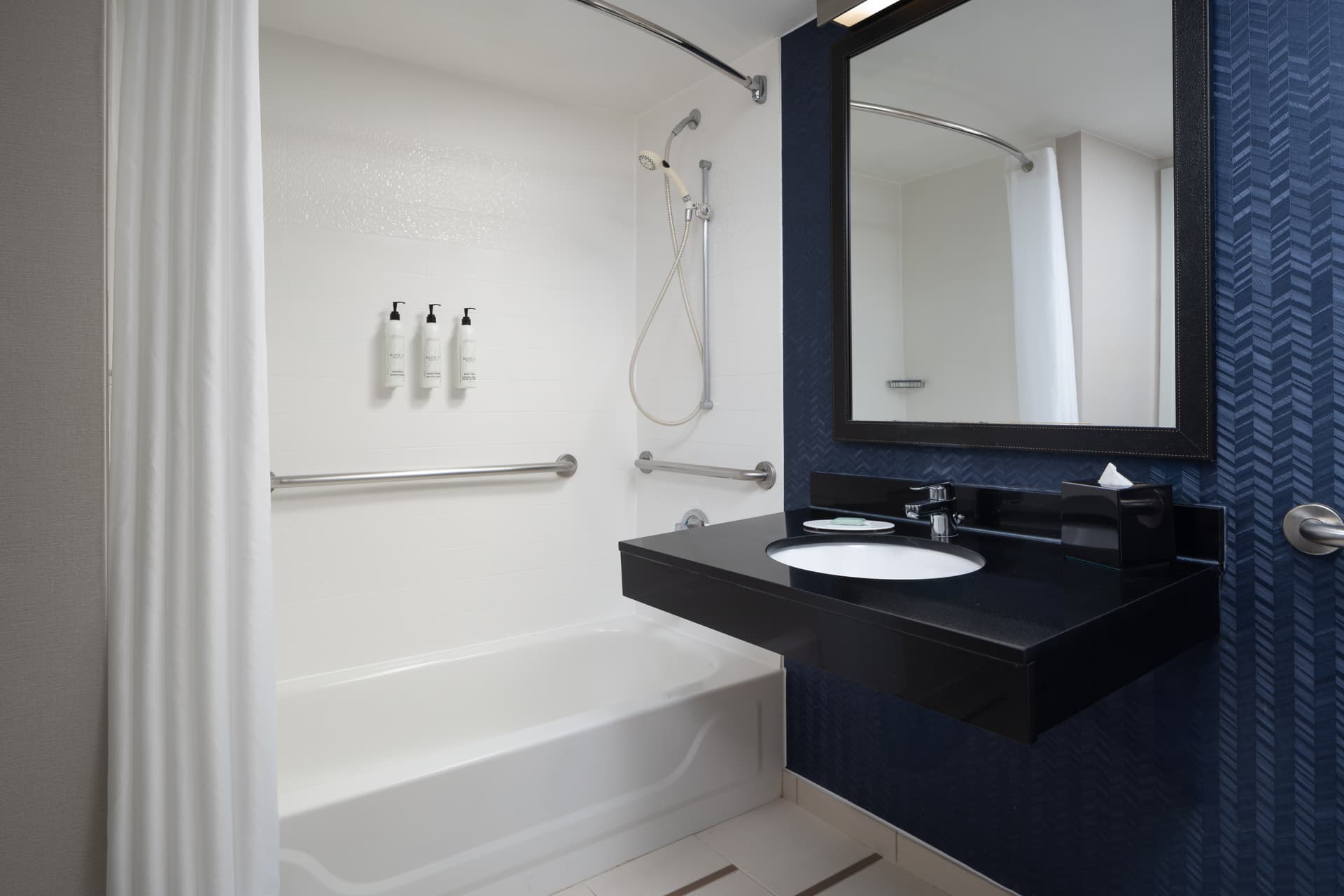 Fairfield Inn & Suites by Marriott Orlando Airport