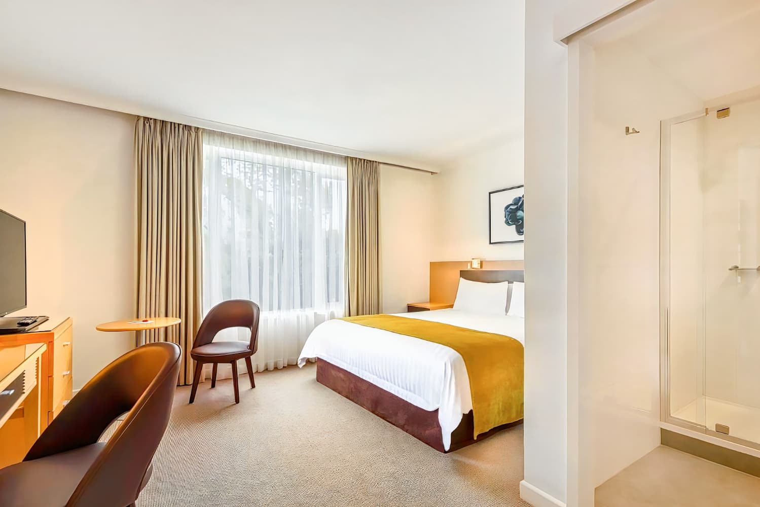 Best Western Plus Travel Inn Hotel