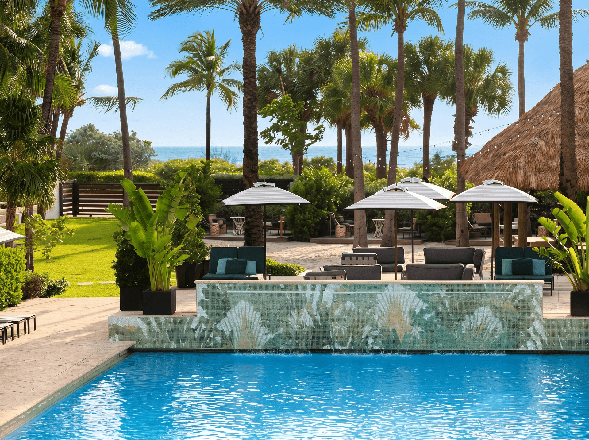 Kimpton Surfcomber Hotel by IHG