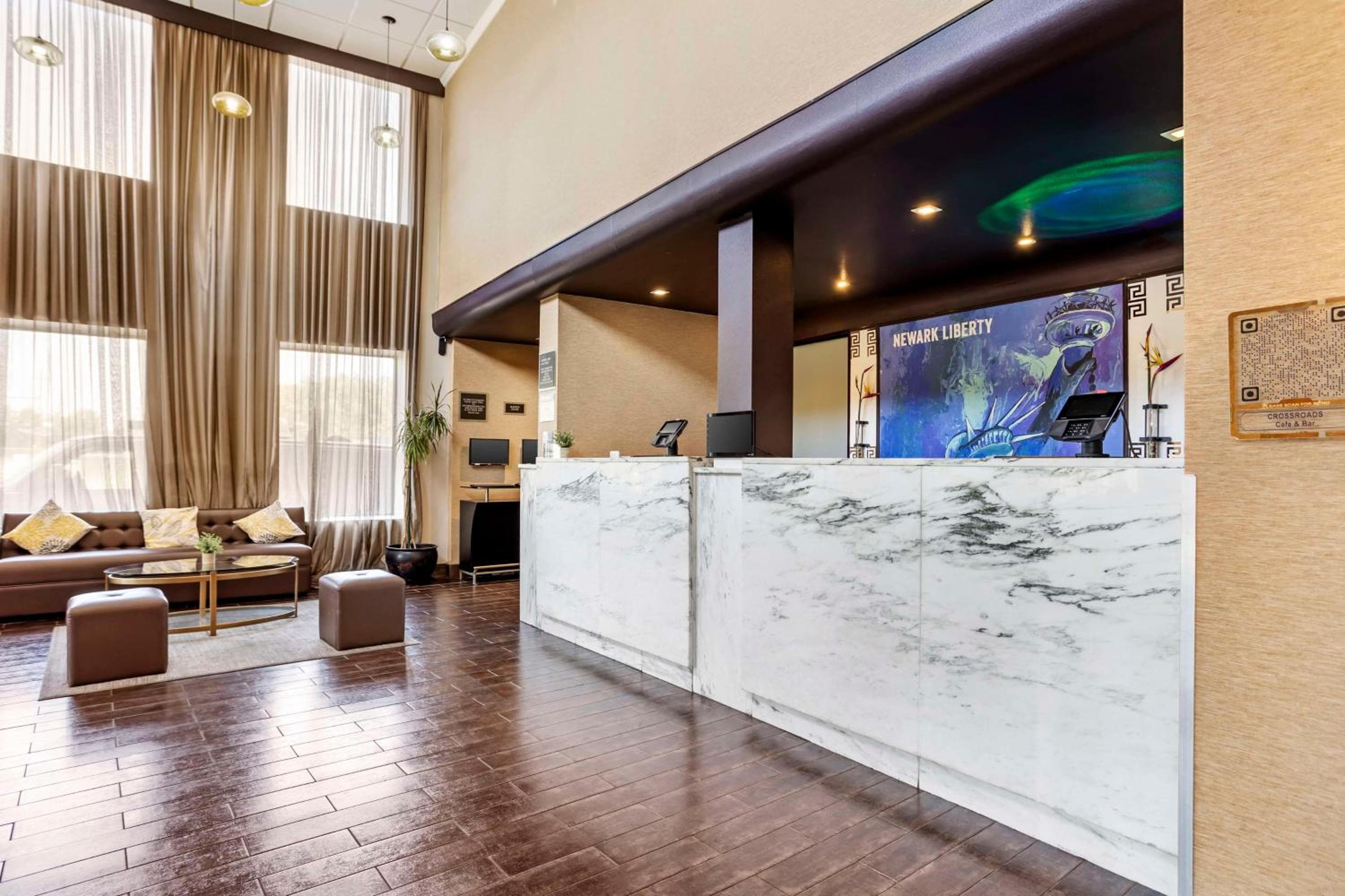 Best Western Plus Newark Airport West