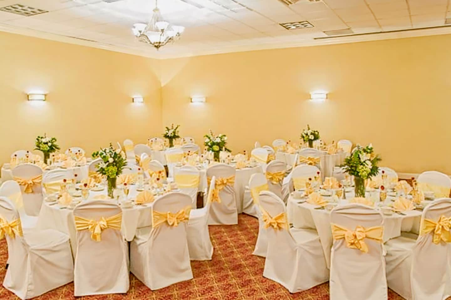Holiday Inn Boston - Dedham Hotel & Conference Center