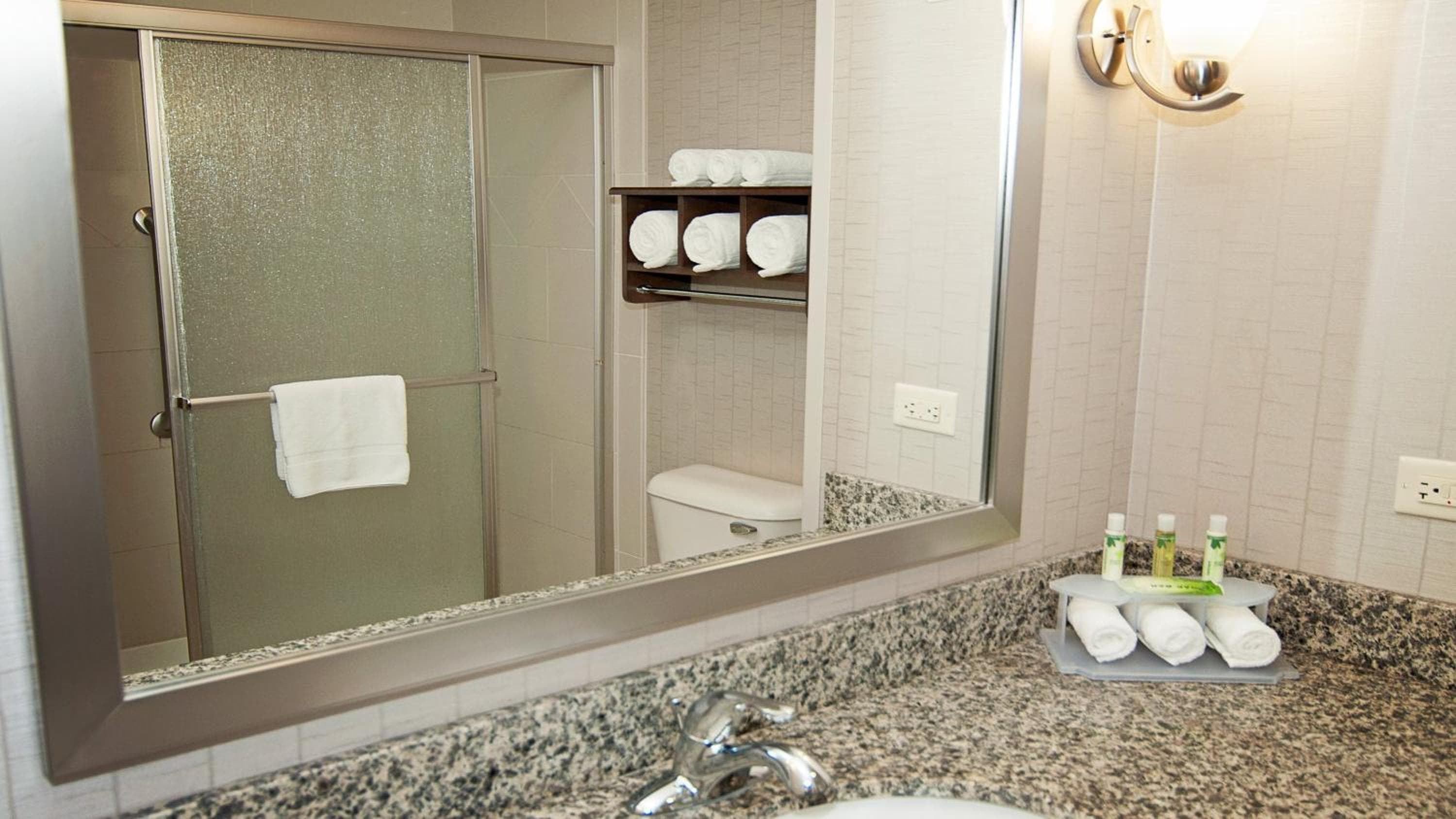 Holiday Inn Express Hotel & Suites Wichita Northeast, an IHG Hotel